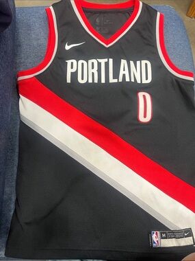 Boys (kids) Nike Black Red White Portland Basketball Jersey